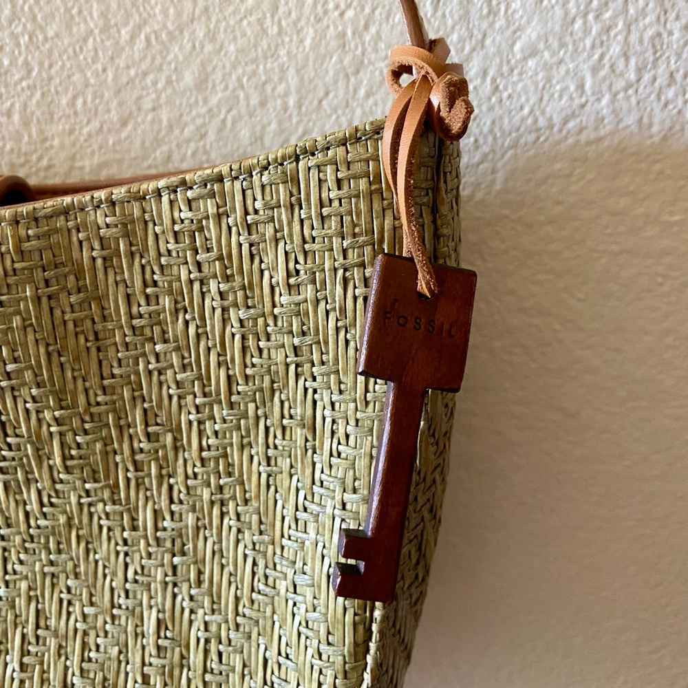 Fossil Purse - Picture 3 of 6